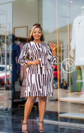 Elegant abstract stripe pattern shift dress